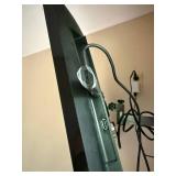 Samsung 32 in Flat Screen TV Black Wall Mountable See Photos