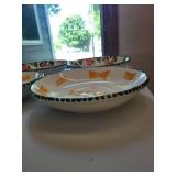 Ceramic Pasta Bowls, Serving Bowl & Woven Placemats Mixed Lot