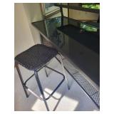 Outdoor Wicker Bar Set With 4 Stools