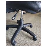 Adjustable Swivel Office Chair With Casters