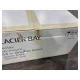 Glacier Bay 34 in. Farmhouse Sink, White
