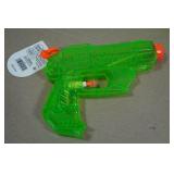 *8* Water Squirt Guns