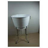 Ice/Drink Tub or Planter Stand