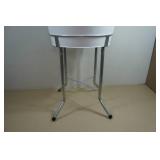 Ice/Drink Tub or Planter Stand