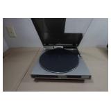 Realistic Lab-2200 Direct Drive Linear Tracking Turntable
