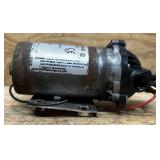 PENTAIR SHURFLO 8009-543-236 Auto-Demand 12V Spraying Diaphragm Pump, 1.8GPM, Viton Valves, Santoprene Diaphragm, 60PSI, 3/8" NPT-F Port, Single-Pack