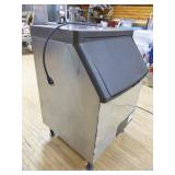Manitowoc Ice Maker