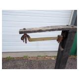 Vintage Koehler and Hinrichs Feed Scale with weights