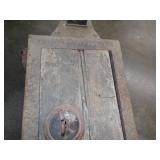 Vintage Koehler and Hinrichs Feed Scale with weights