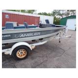 1986 Crestliner Boat with Suzuki 65 HP Motor and Trailer