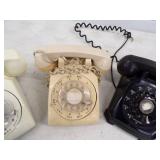 3 Vintage telephones