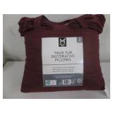 Faux fur pillow 2 pack...