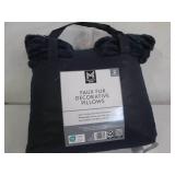 Faux fur pillow 2 pack...