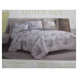 Lenox 3 Piece bedding set...