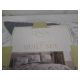 Lenox 3 Piece bedding set...
