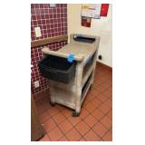 Rubbermaid Industrial Rolling Cart