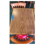 2 Tables 4 Chairs
