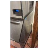 Manitowok Ice Machine