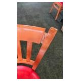 2 Tables 4 Chairs