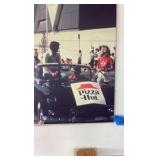 (3) Pizza Hut pictures
