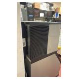 Manitowok Ice Machine