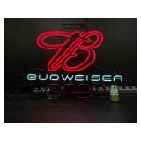 Bud / Budweiser King "B", Open neon sign