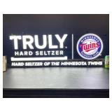 MN Twins baseball, MLB / Truly Hard Seltzer