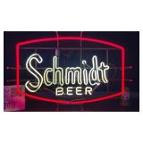 Schmidt Beer neon sign