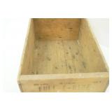 Vintage California Apricots Wooden crate 15.5"x9.75"x6.75"