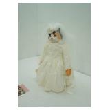 Vintage Betty Jane Carter Musical Porcelain Cat Doll. Special Memories Collection. "Miss Marshmallow Meringue". #297/500