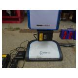 Hoover cordless vacuum with 2 batteries & charger. New condition. But will not power up. As shown.