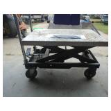 Lift table. As shown. Working condition.