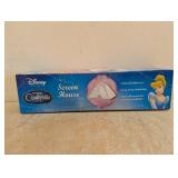 NEW DISNEY CINDERELLA SCREENHOUSE