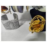 Large Lot of Costume Jewelry Bracelets