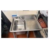 One Compartment SS Sink with backsplash
