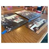(3) Pizza Hut Pictures