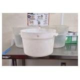 Pan separators, pizza pans, shakers, steam pans more