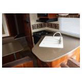 2011 Keystone Cougar X-Lite 26 Foot Fifth Wheel Camper