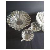 "Pebbletone" Hazel Atlas 8 pc set w/ Bowl w/ Cream + Sugar