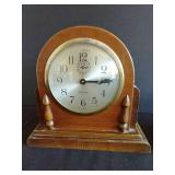 Gilbert Mantle Clock & Valet Auto Strap Razor