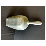 Vintage Wagner Ware #3 Aluminum Scoop