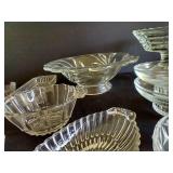 Treasure Hunters Glassware & Crystal Lot