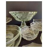 Treasure Hunters Glassware & Crystal Lot