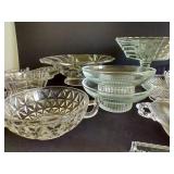 Treasure Hunters Glassware & Crystal Lot