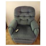 La-Z-Boy Lift Chair in Good Condition, Works