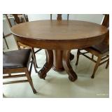 Kitchen Table w/4 Leaves & Chairs