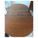 Kitchen Table w/4 Leaves & Chairs