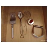 Vintage Slicer Tool, Beaters, Wooden Handle, Cutter  & Pastry Blender