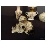 China Platter w/ Cats & Kittens, South Dakota Souvenirs, Tiny Lamp, Etc