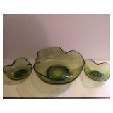 Green Glass Large Bowl w/ Two Smaller Bowls